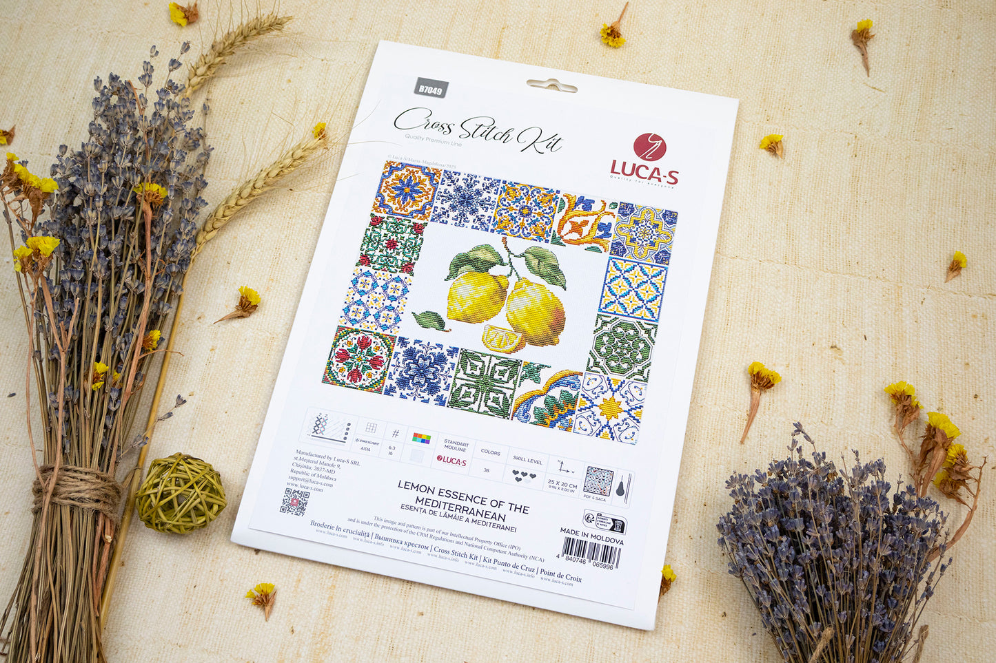 Set de brodat în cruciuliță Luca-S - Esența de Lămâie a Mediteranei, B7049