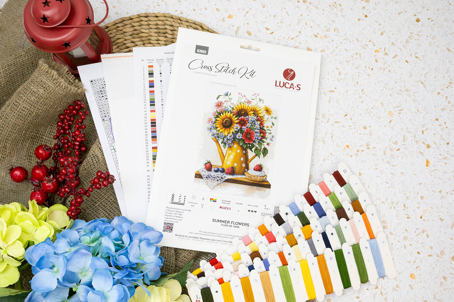 Set de brodat în cruciuliță Luca-S - Flori de Vară, B7052