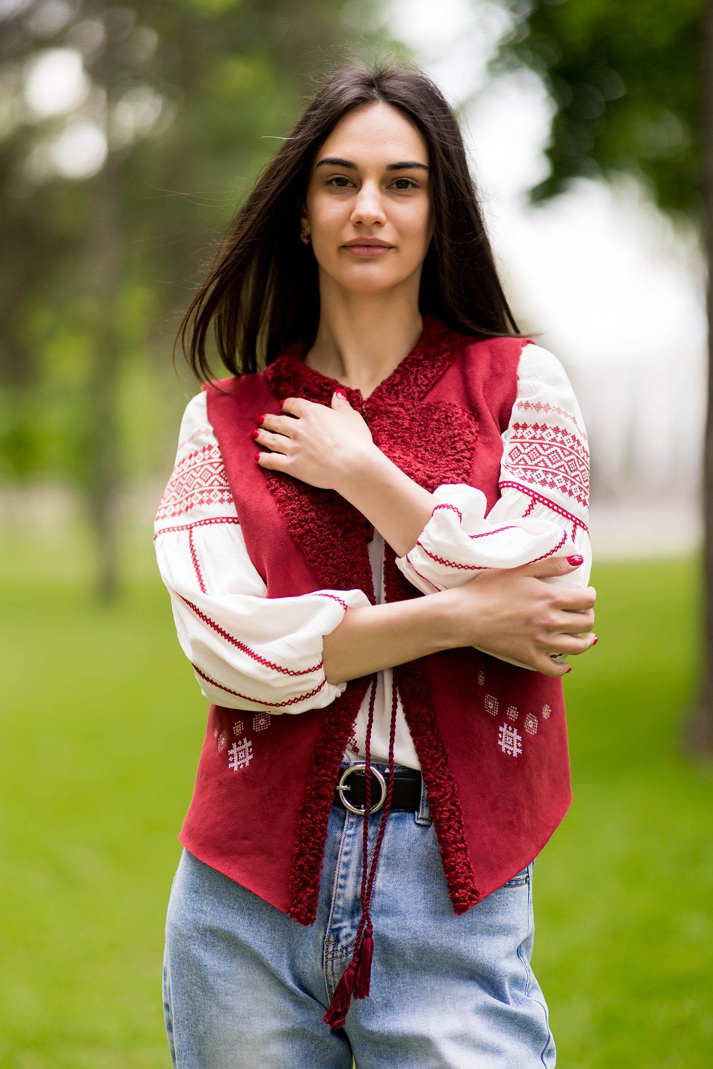 Бордовая булочка