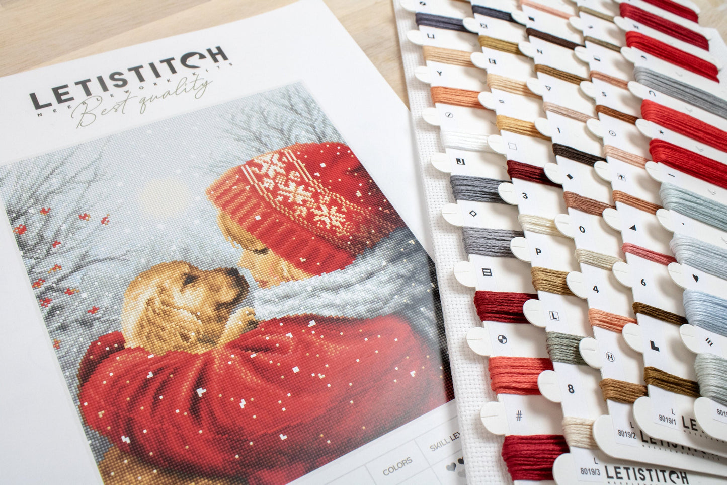 Cross Stitch Kit LetiStitch - Christmas Hugs - HobbyJobby