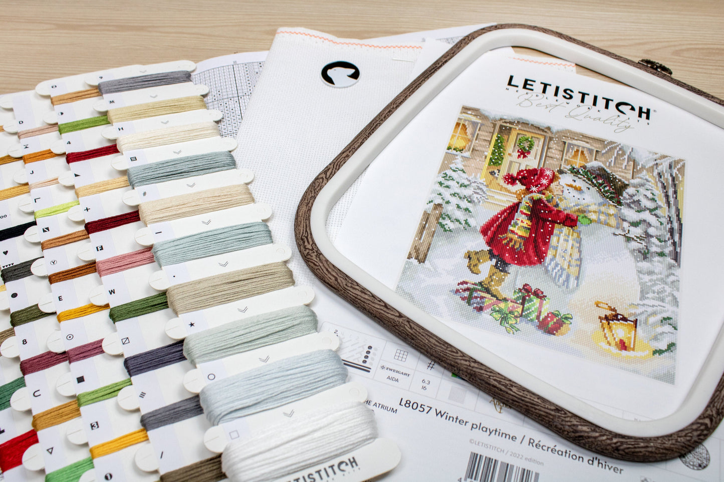 Набор для вышивки крестом LetiStitch - Зимние игры