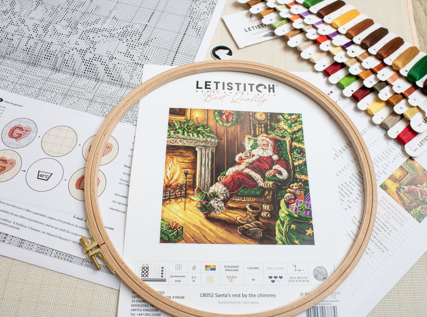 Набор для вышивки крестом LetiStitch - Отдых Санты у трубы