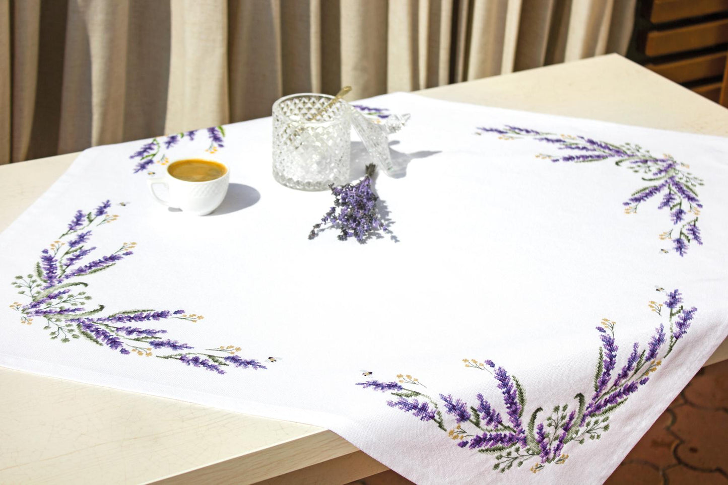Lavanda, FM007