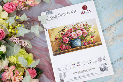 Set de brodat în cruciuliță Luca-S - Buchet Luxuriant de Flori, B7055