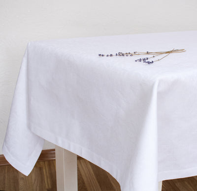 Față de masă brodată - FDM Samira-Alba