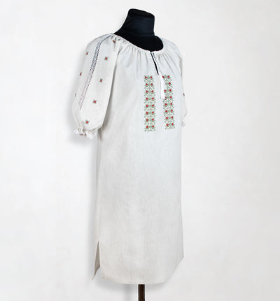 Rochie brodată, R002