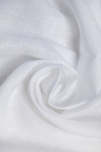 Luca-S 100% натуральное льняное полотно, мягкое, натурального белого цвета.