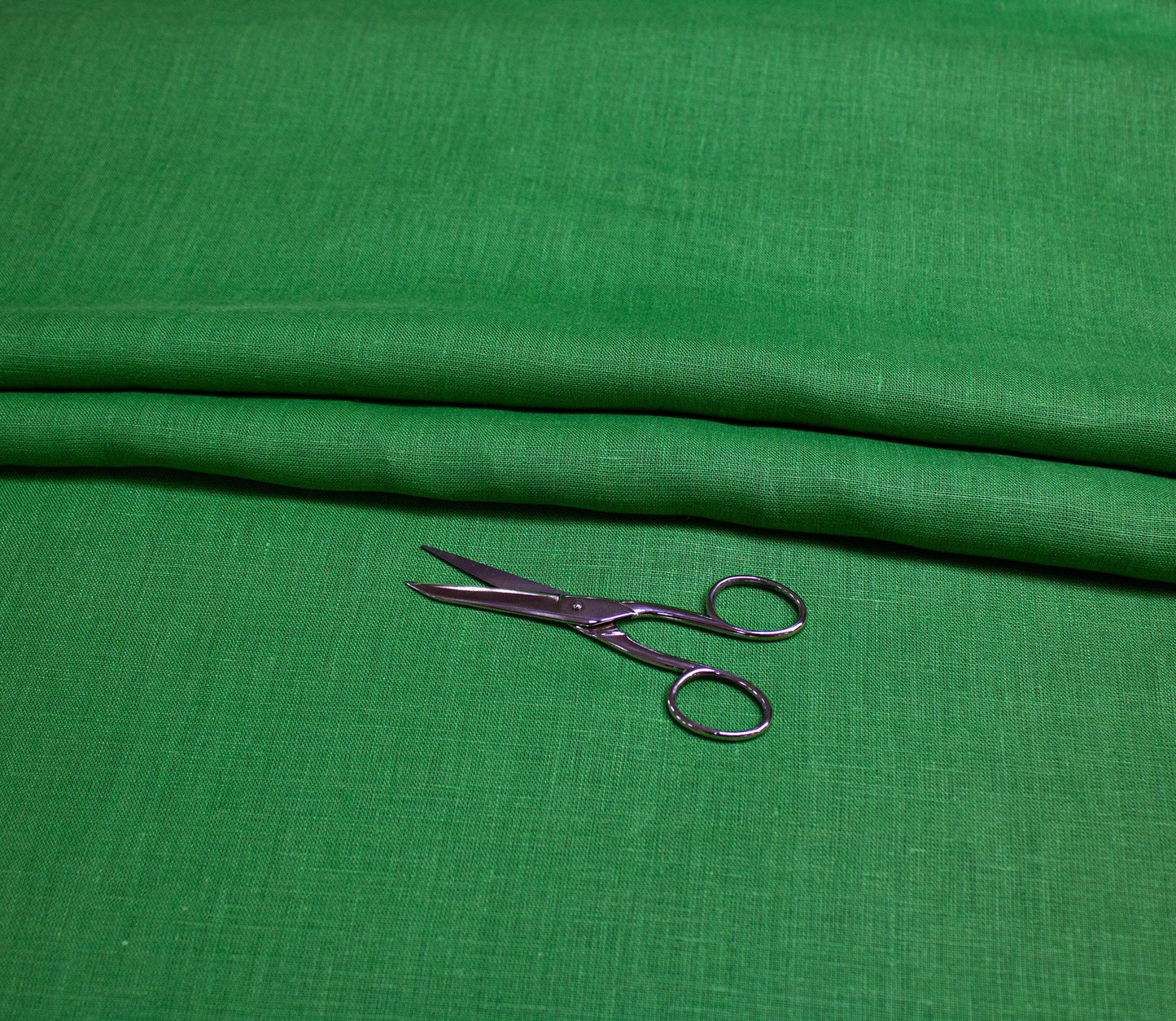 Luca-S Pană moale din in pur natural 100%, de culoare verde iarbă.