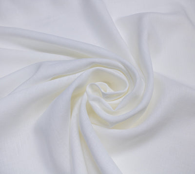 Luca-S 100% натуральное льняное полотно, мягкое, белого цвета.