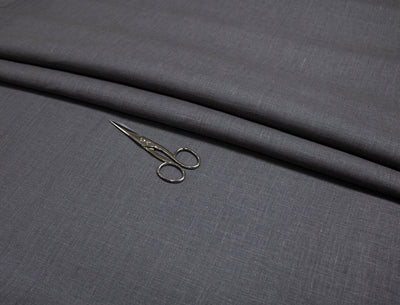 Luca-S Ткань натуральный лен, 100%, мягкая, пепельно-серого цвета.