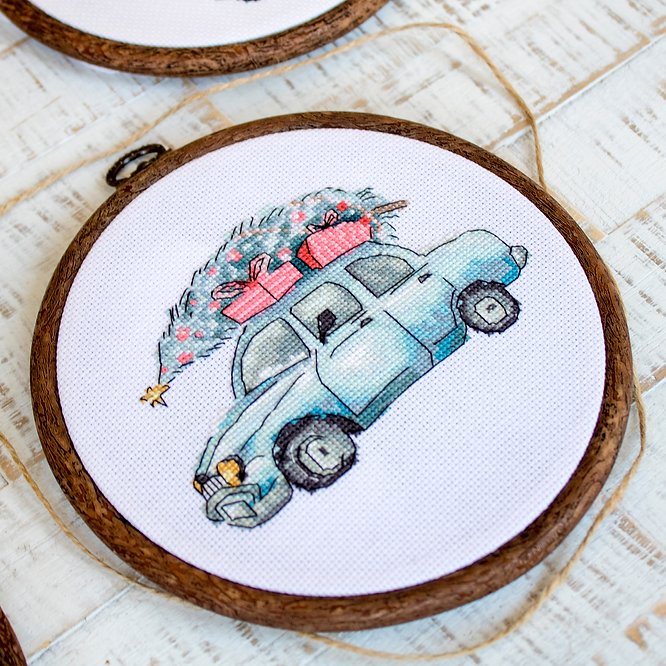 Набор для вышивания Letistitch - Новогодние ретро-машинки / Набор из 5 шт., Leti965