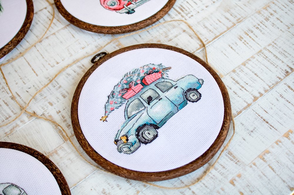 Набор для вышивания Letistitch - Новогодние ретро-машинки / Набор из 5 шт., Leti965