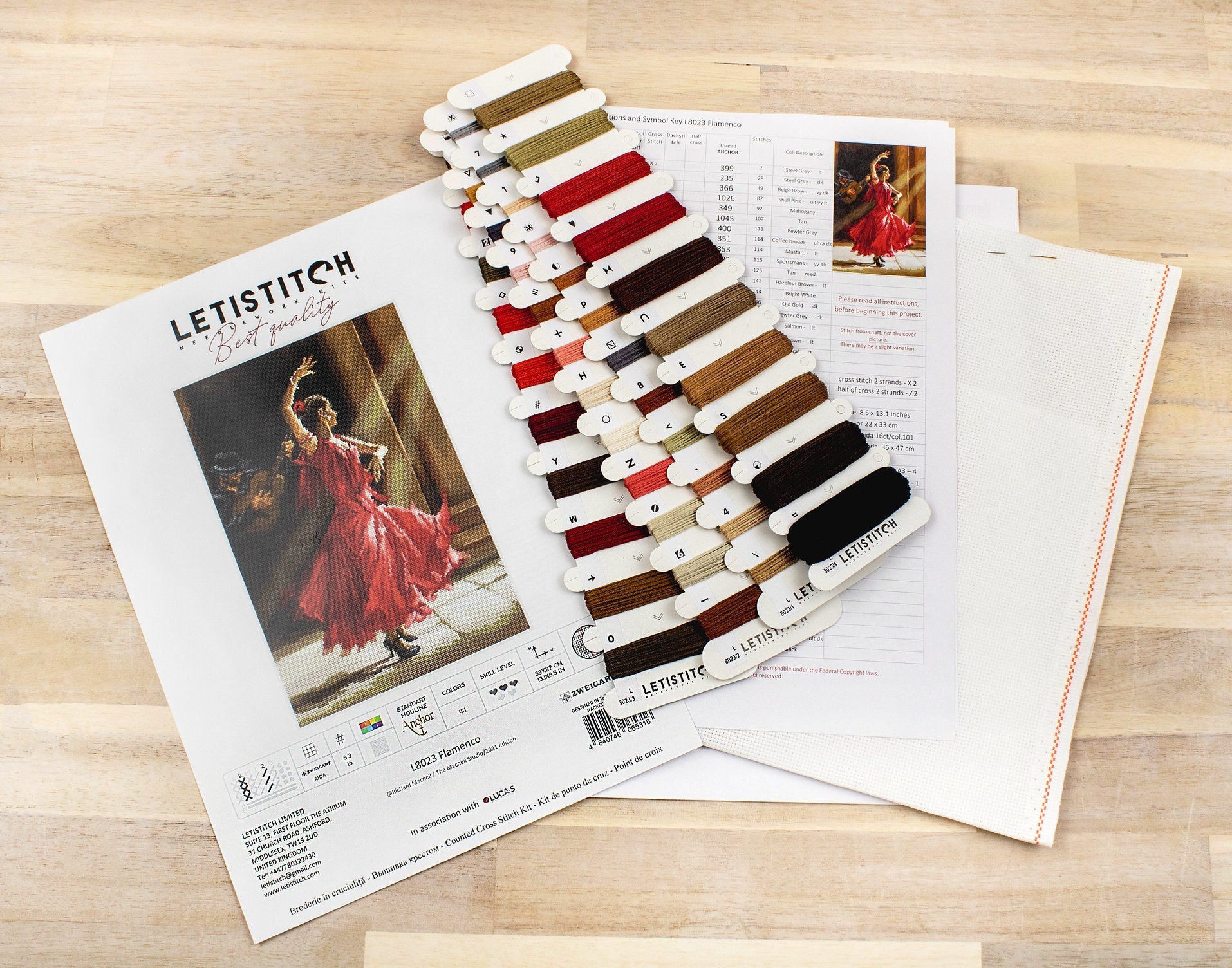 Cross Stitch Kit LetiStitch - Flamenco - HobbyJobby